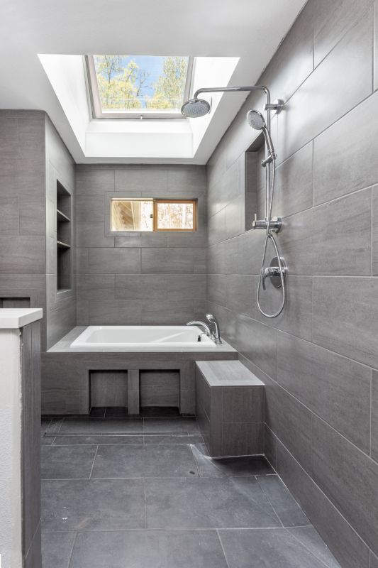 Best Bathroom Renovation Contractors in Bellefontaine, OH